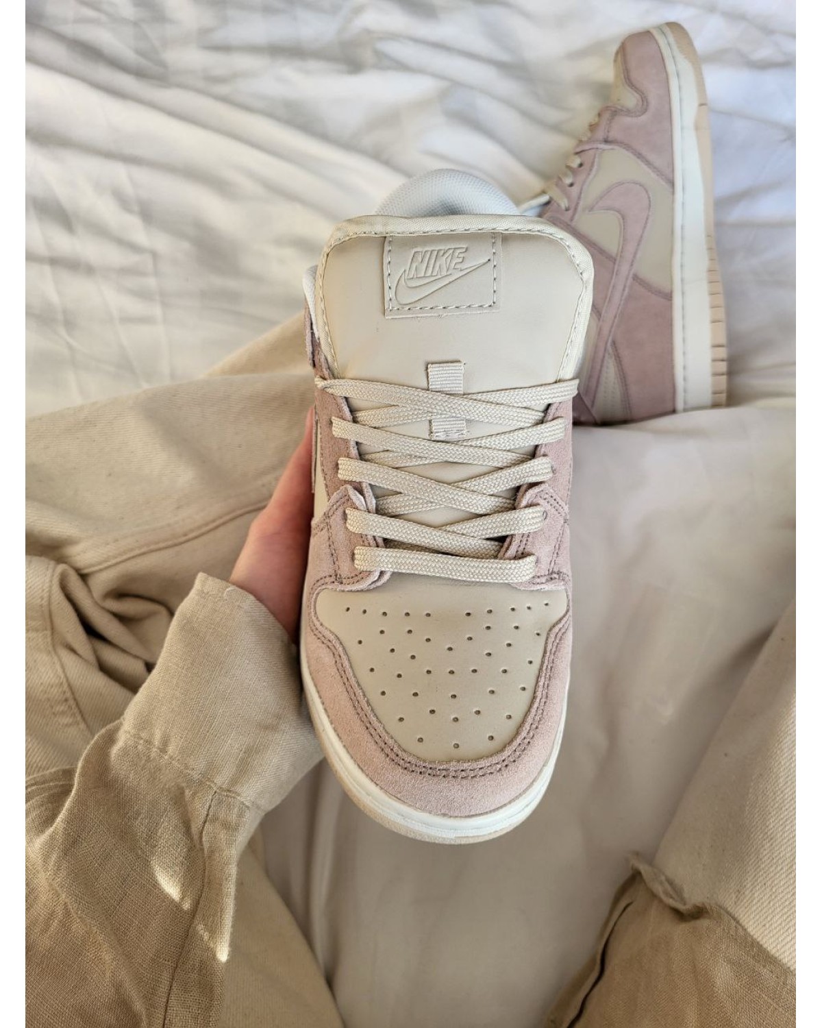 Nike sb dunk low pink