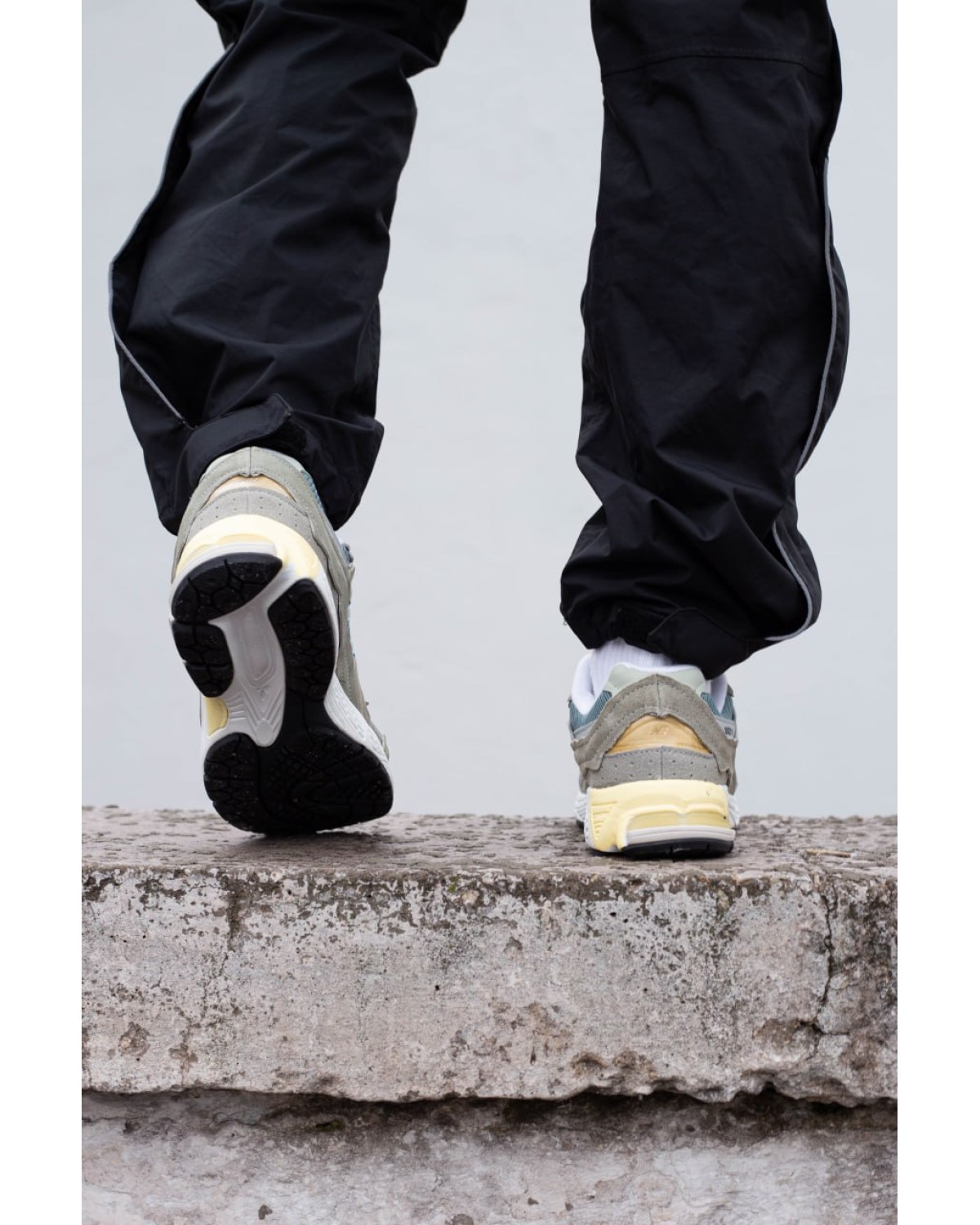 New balance 2002R Protection Pack Gray Blue
