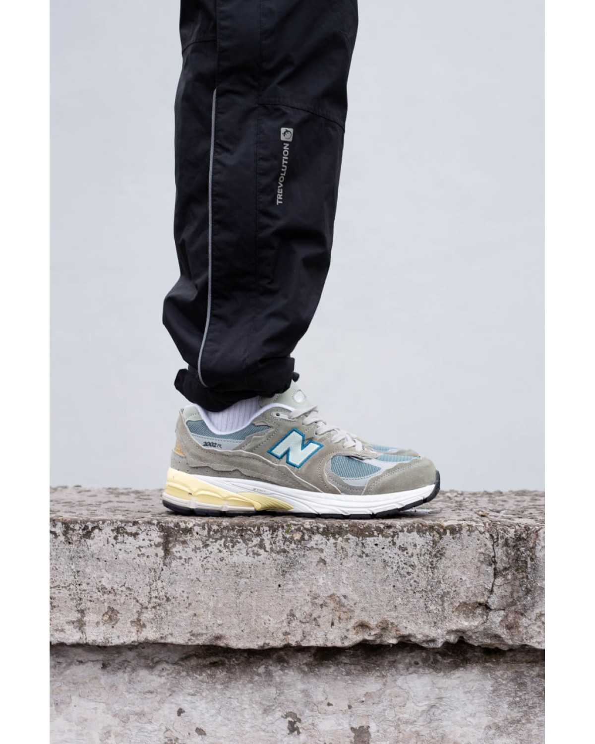 New balance 2002R Protection Pack Gray Blue