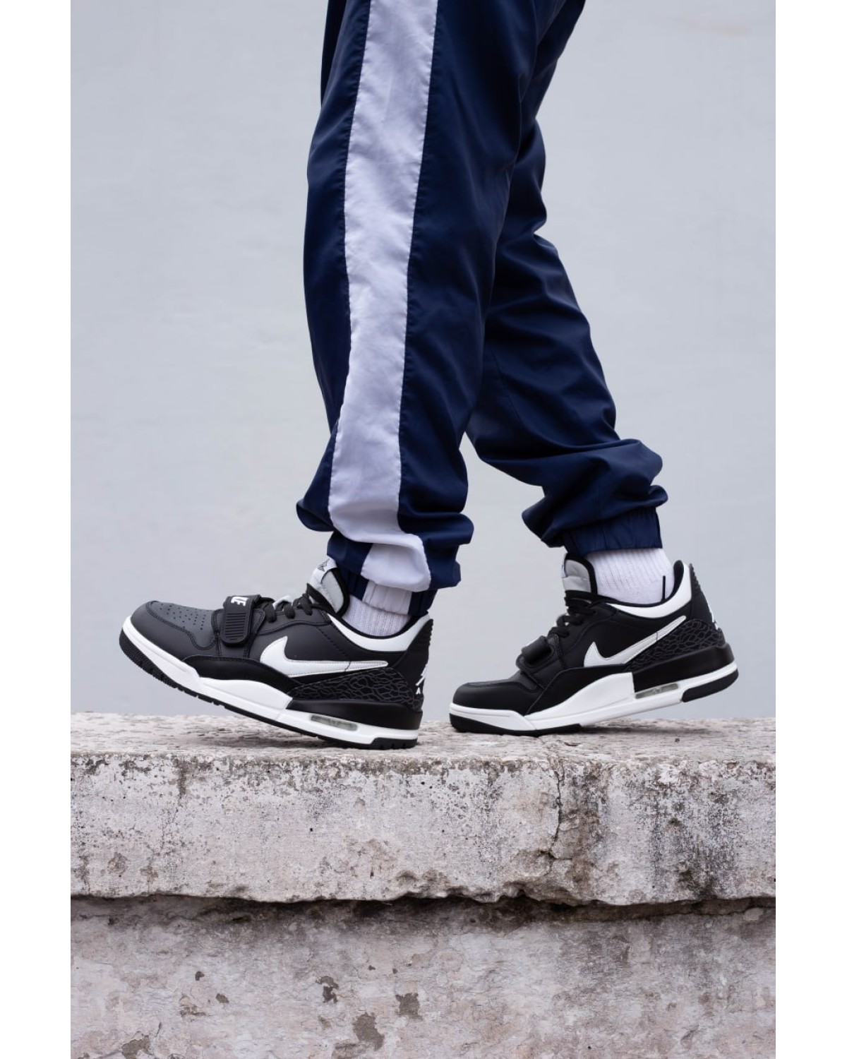 Nike Air Jordan Legacy 312 Black White