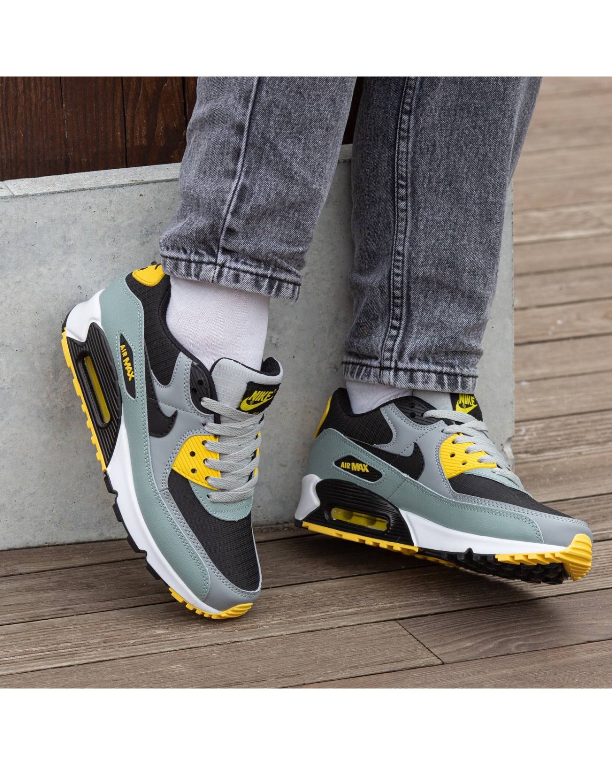 Nike Air Max 90