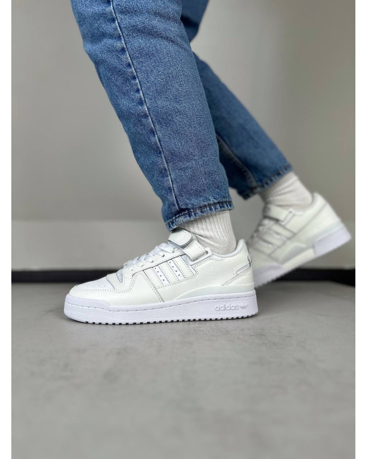 Adidas Forum Low Triple White