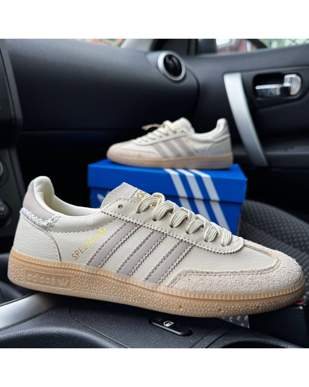 Adidas Spezial Beige