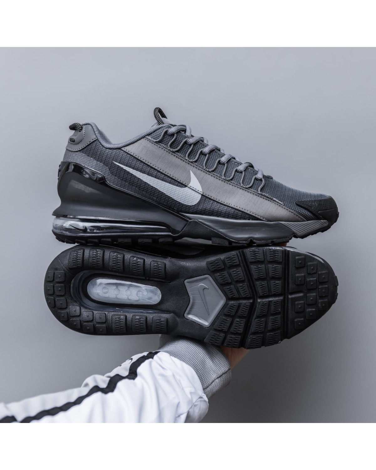Nike Air Max 270