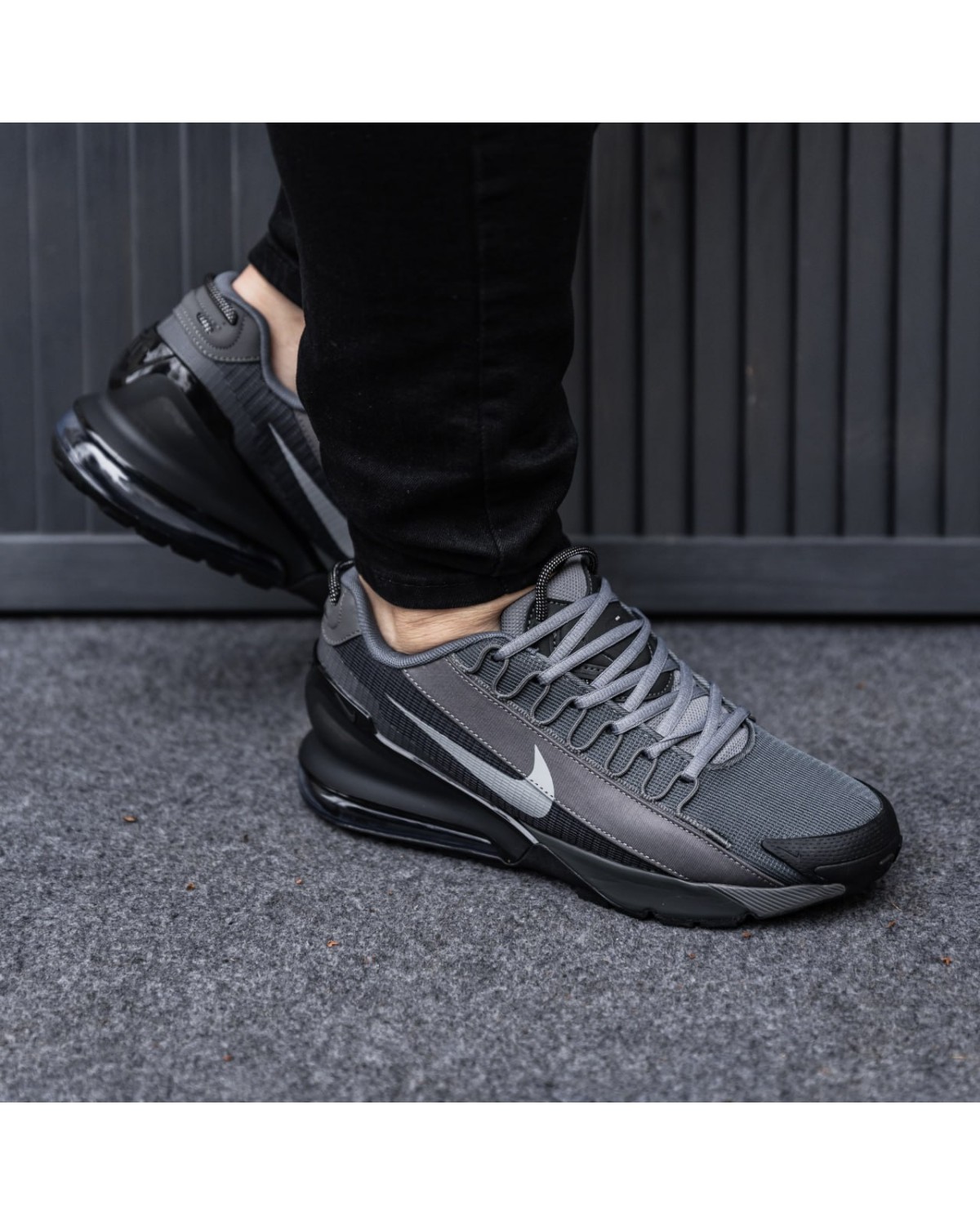 Nike Air Max 270
