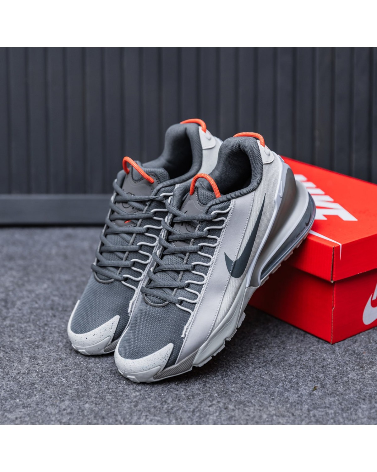 Nike Air Max 270
