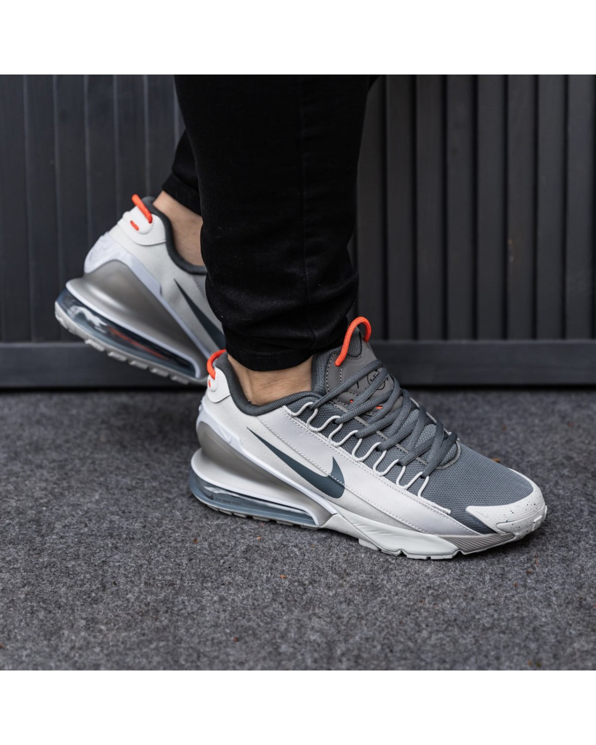 Nike Air Max 270