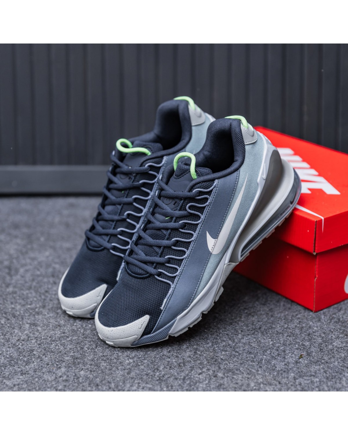 Nike Air Max 270