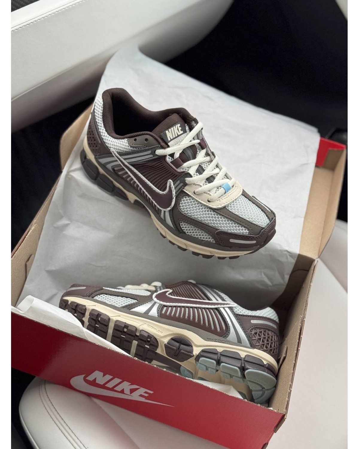Nike Zoom Vomero 5 Earth Fossil