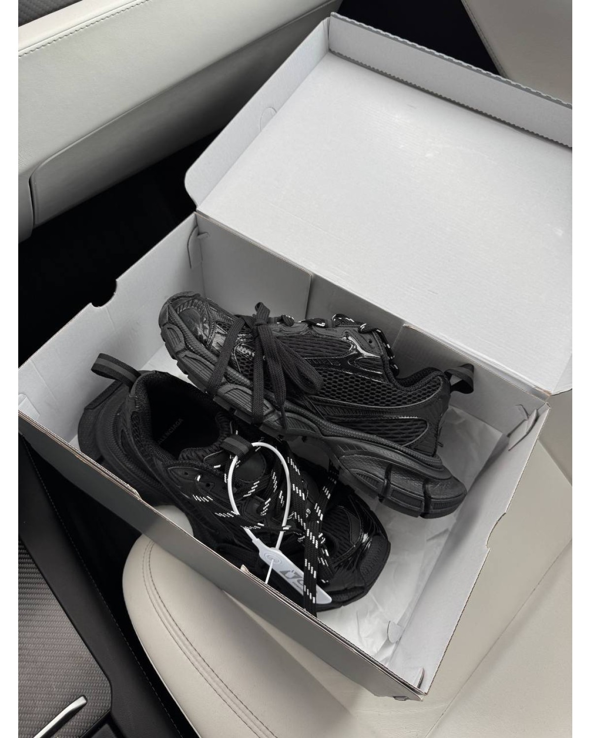Balenciaga 3XL Total Black