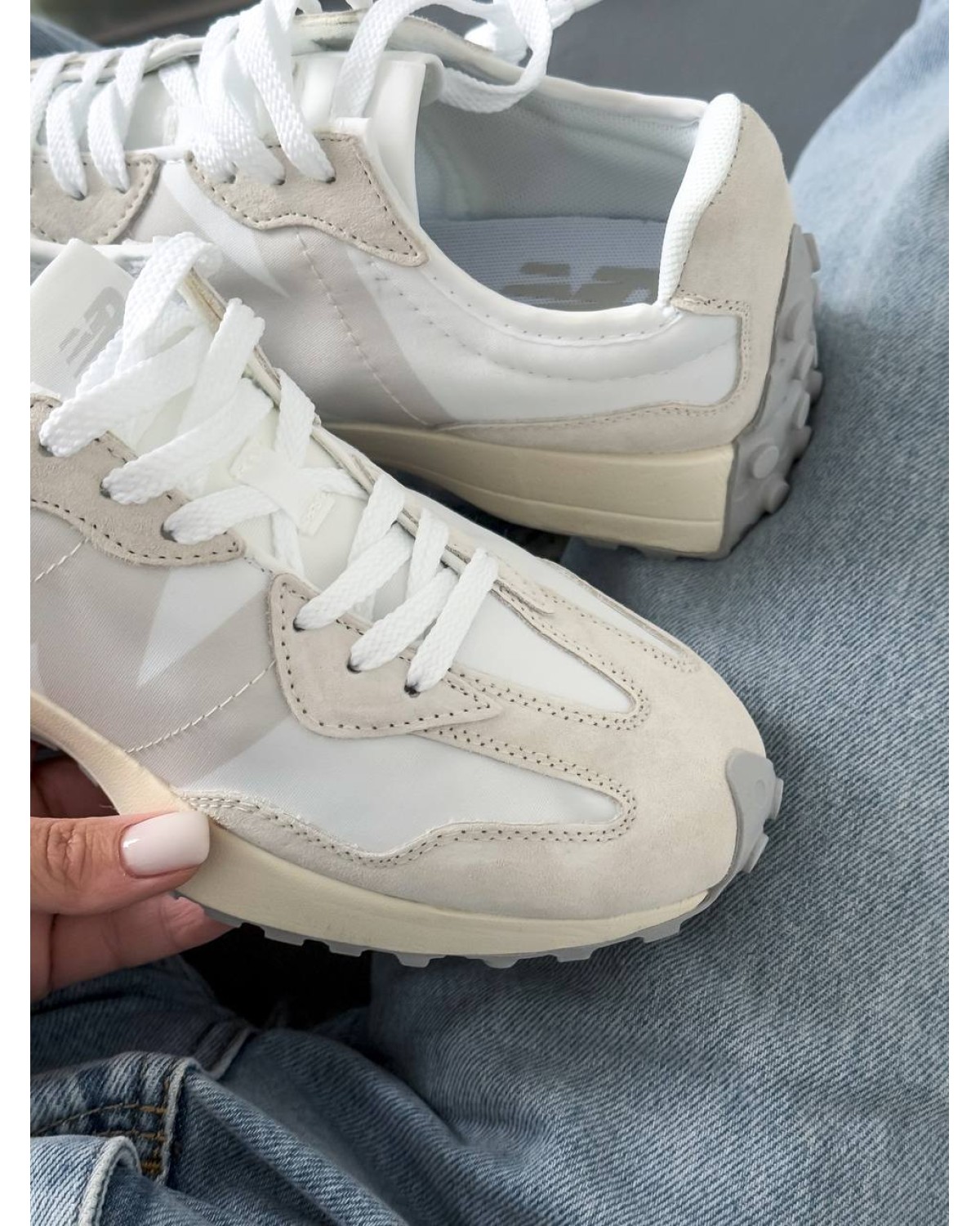 New Balance 327 White