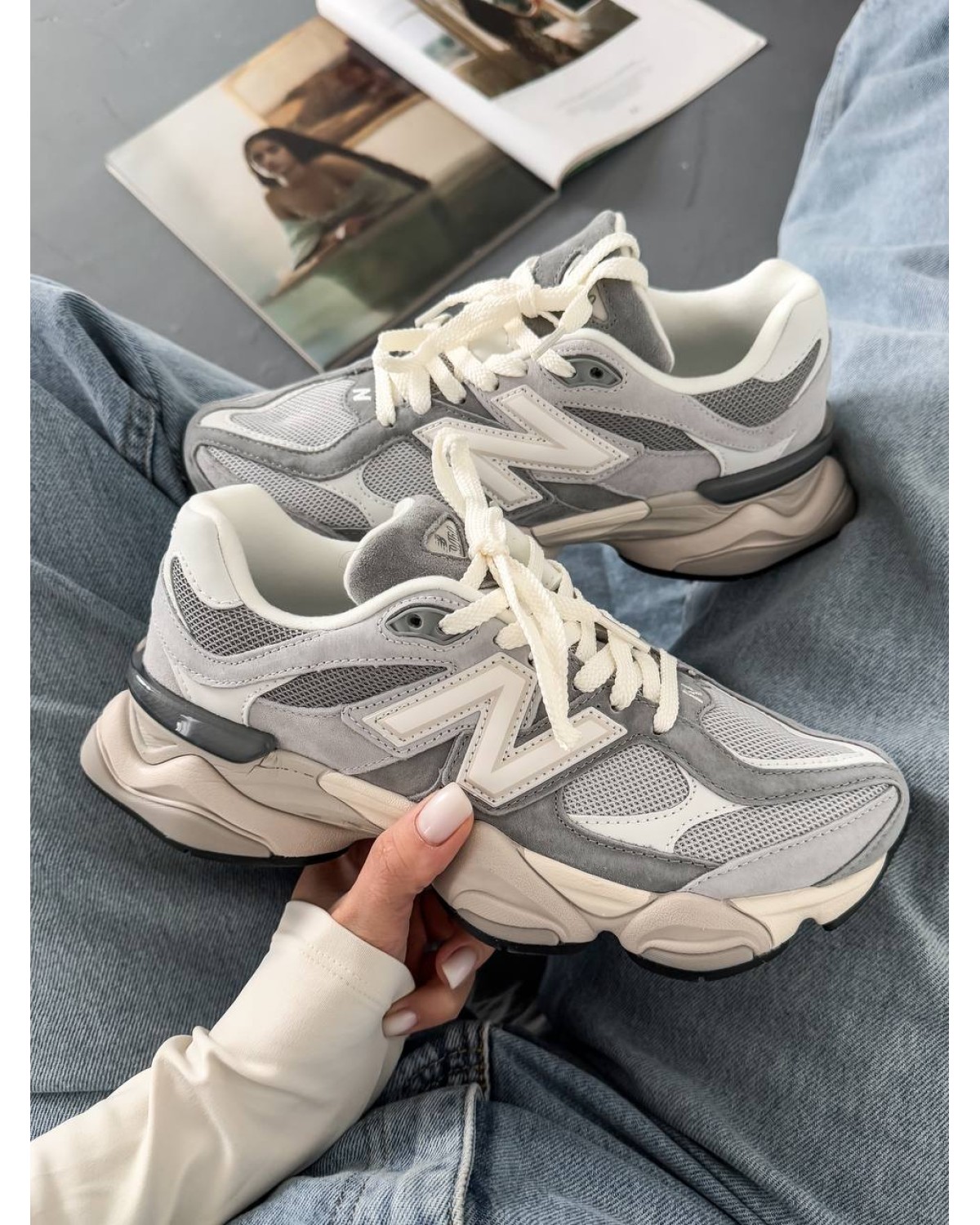 New Balance 9060 Light/Grey
