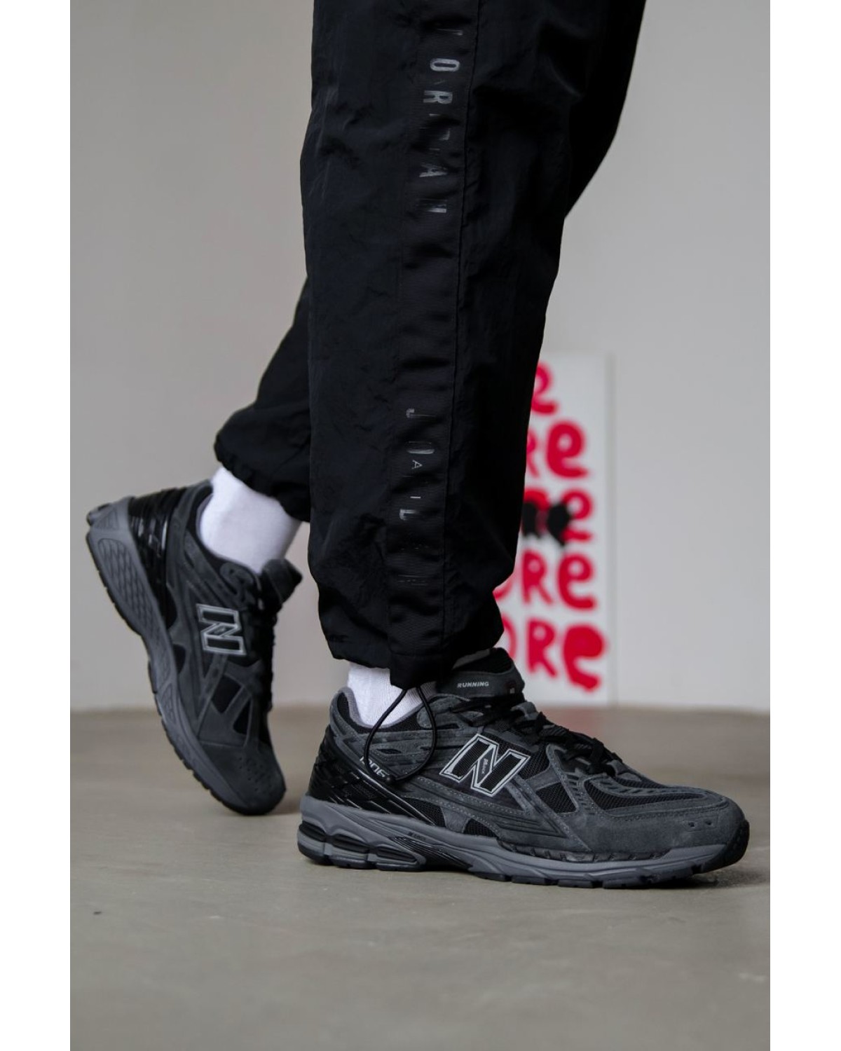 New Balance 1906U Dark Grey