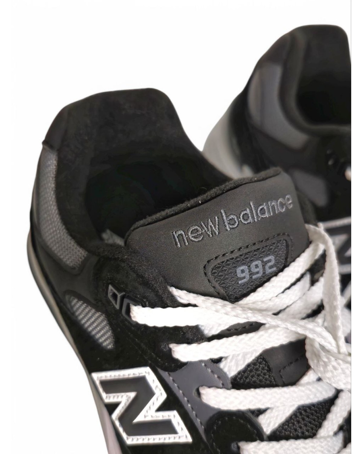 New Balance 992 Black Grey