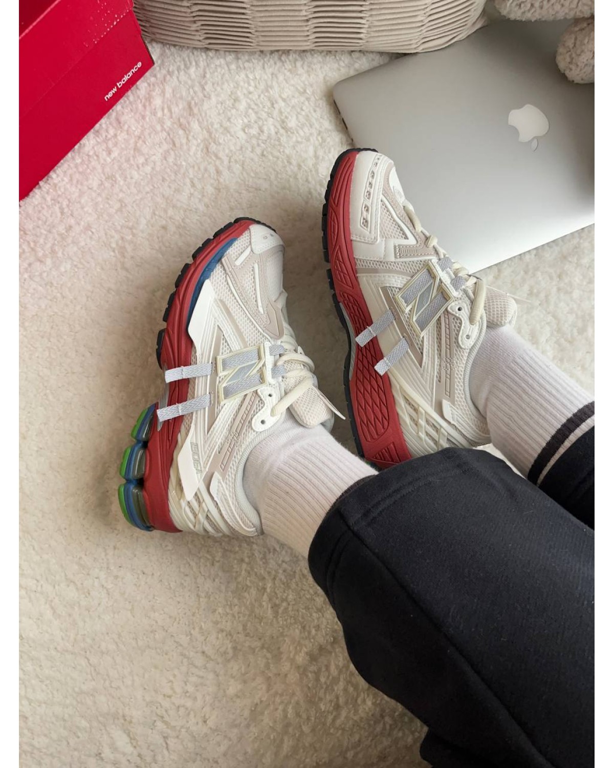 New balance 1906d beige