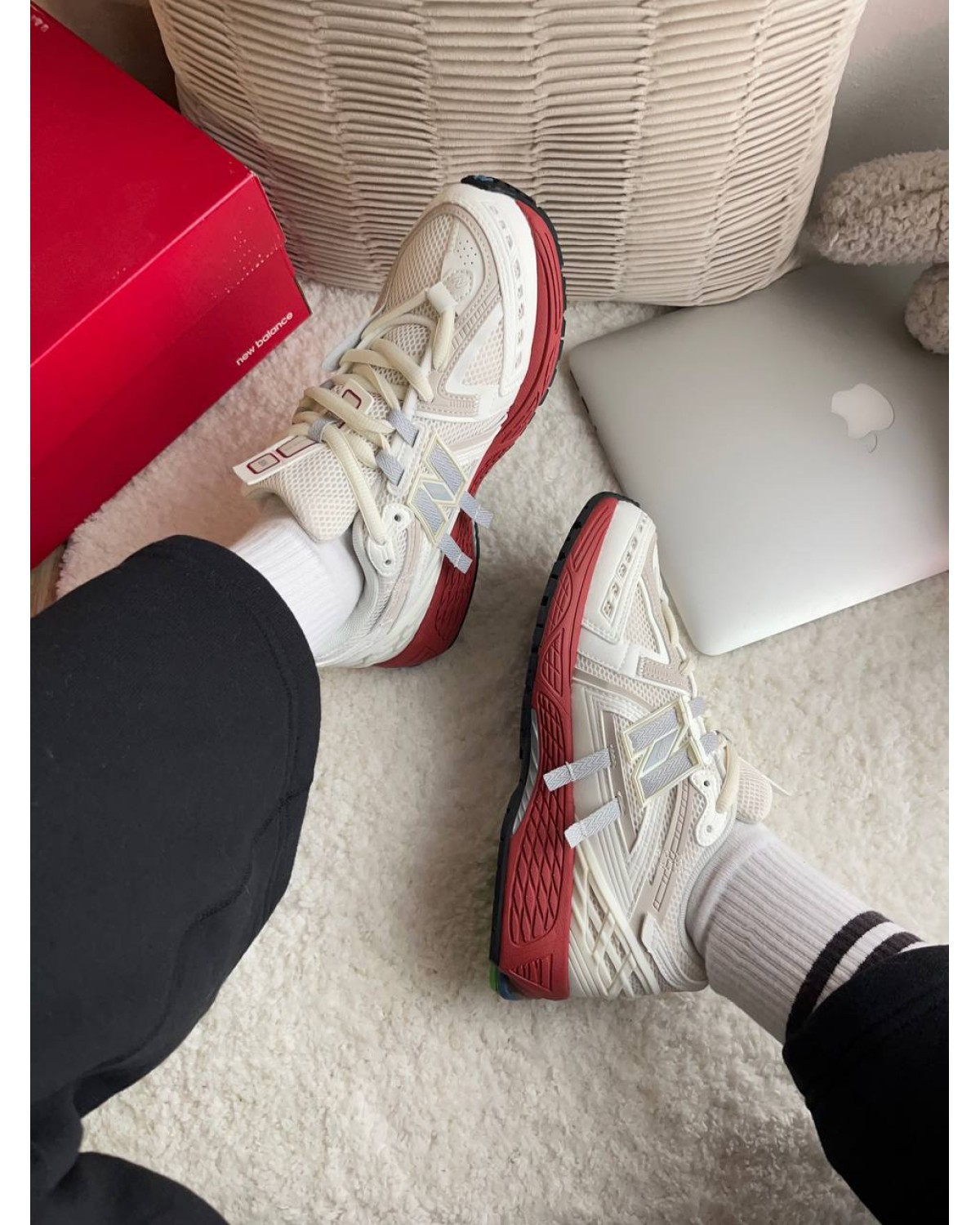 New balance 1906d beige