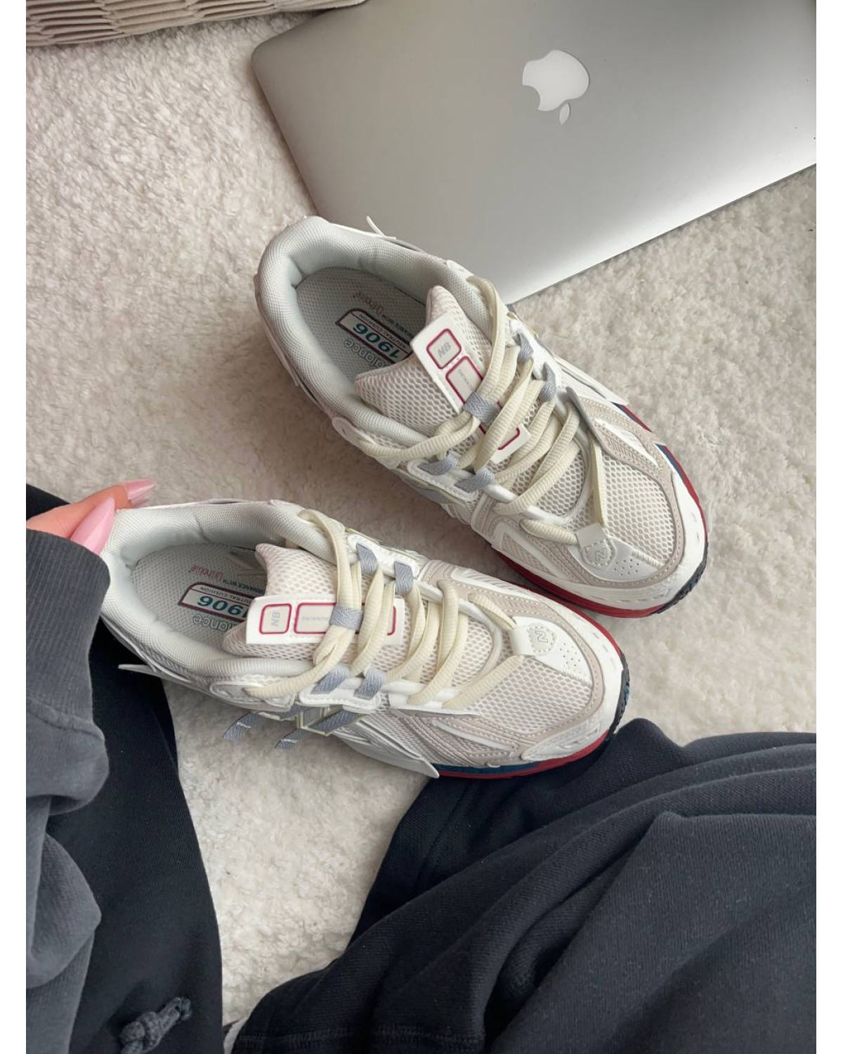 New balance 1906d beige