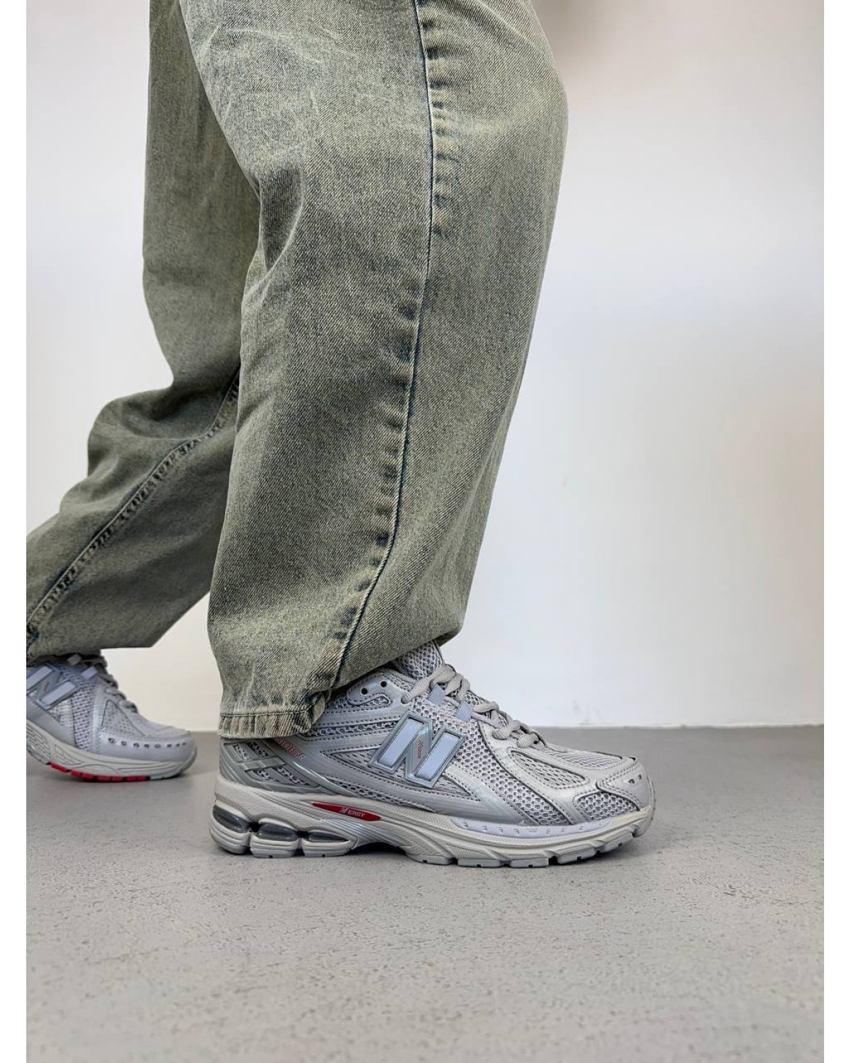 New Balance 1906R Grey Deep Red