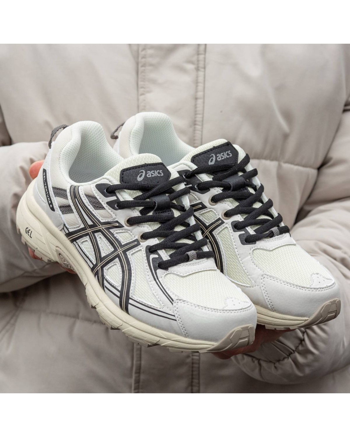 Asics Gel Venture 6 Beige Brown