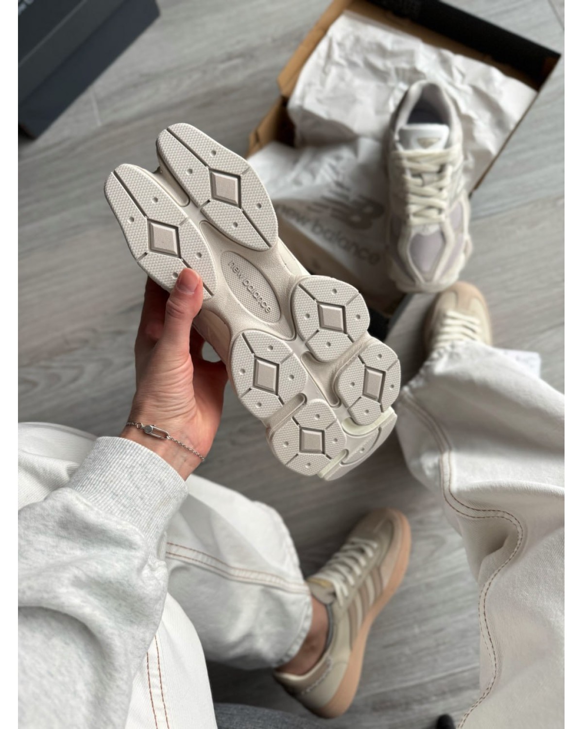 New Balance 9060 Grey Moonbeam