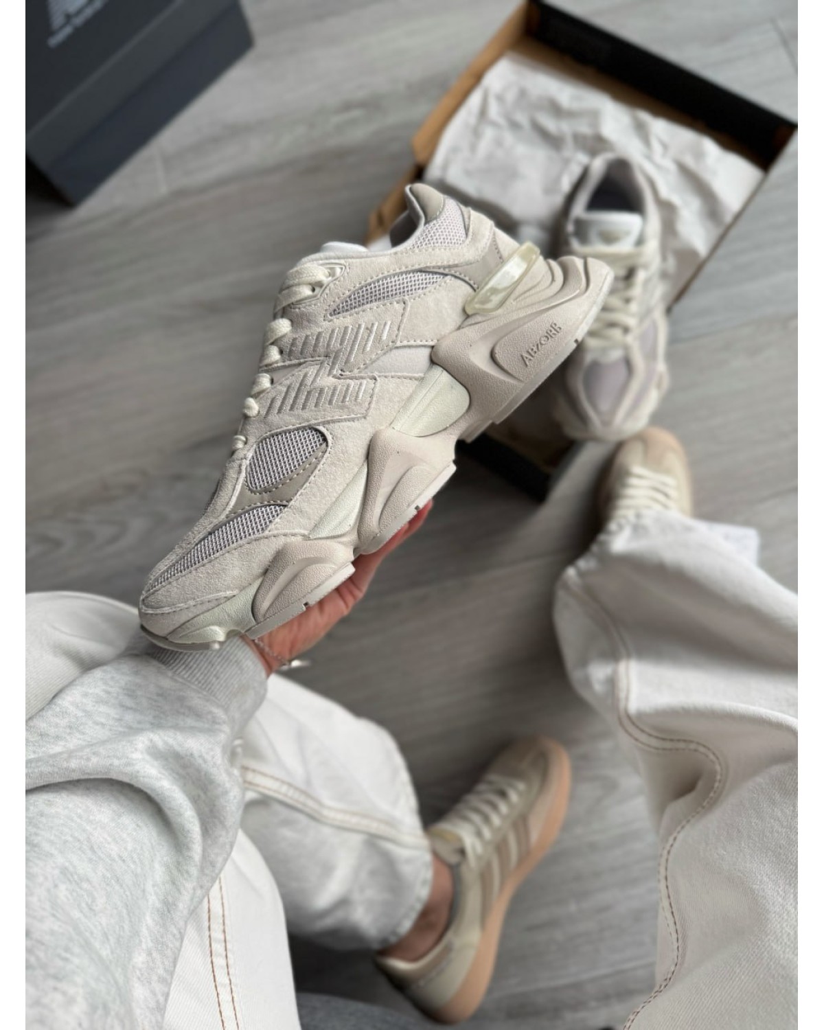 New Balance 9060 Grey Moonbeam