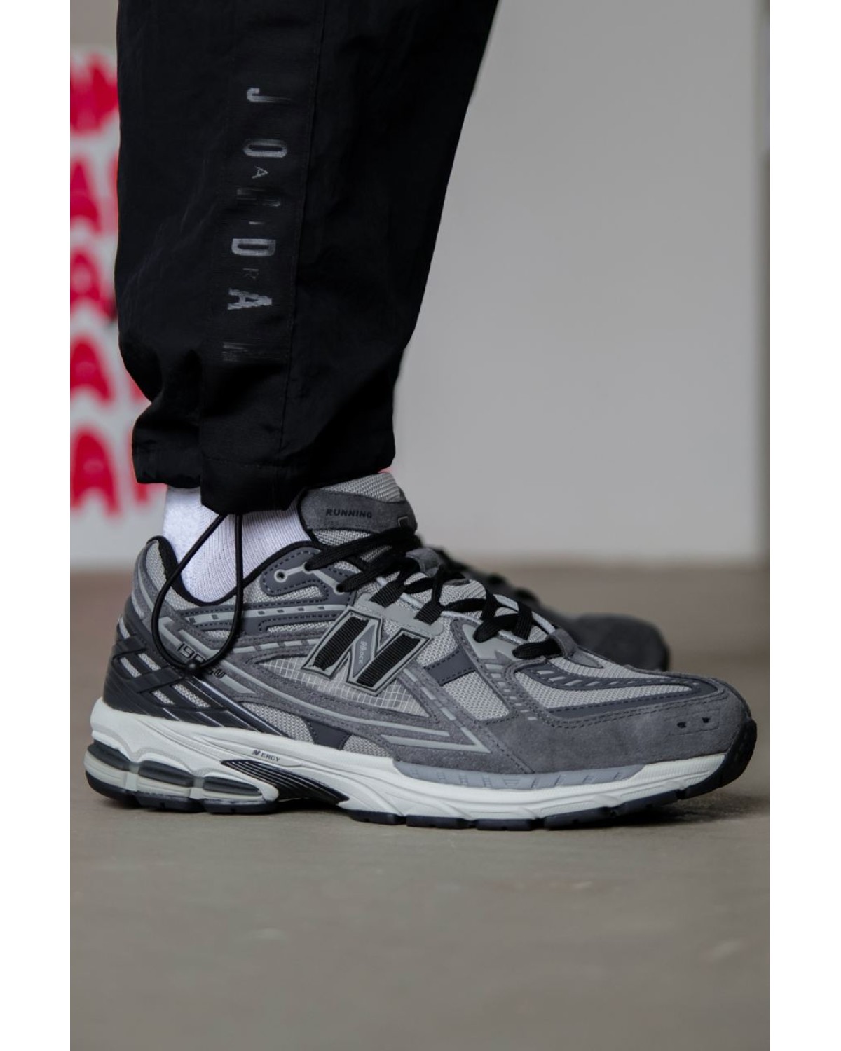 New Balance 1906U Grey/Black