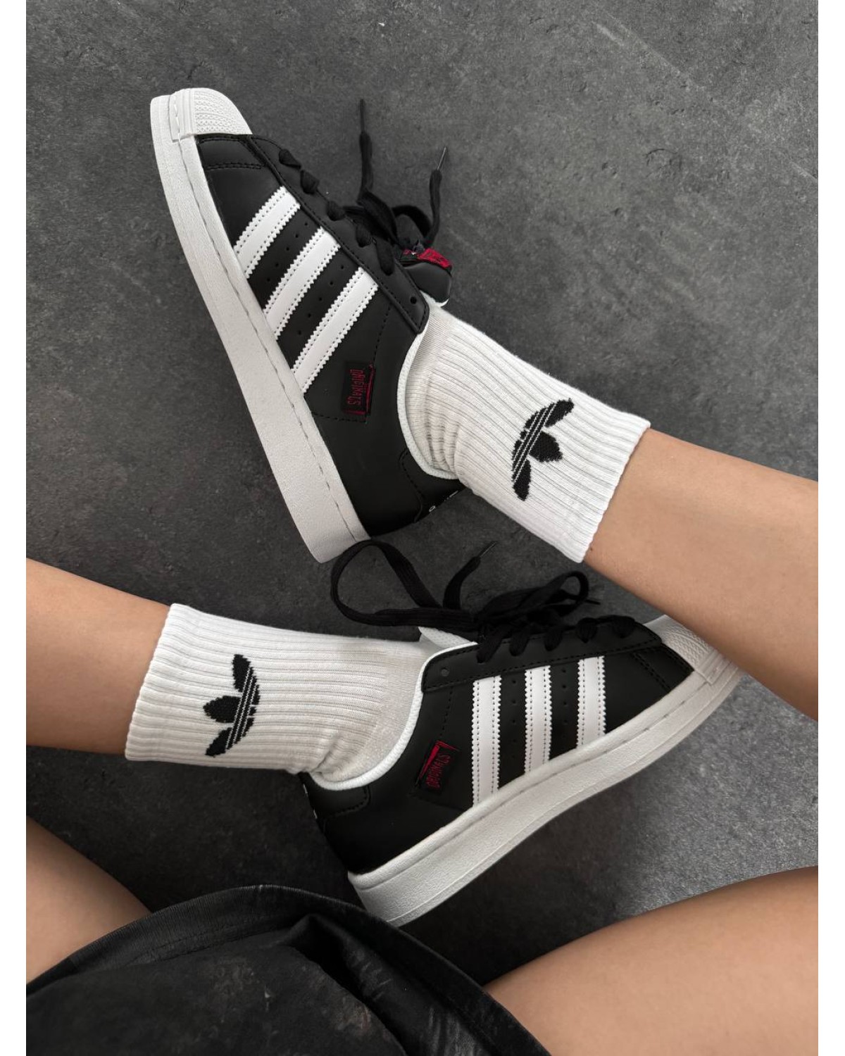Adidas Superstar The Originals Black/White/Red