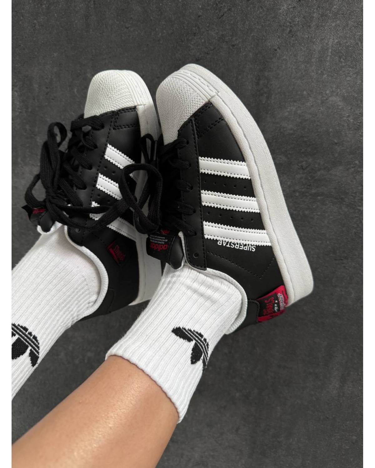 Adidas Superstar The Originals Black/White/Red