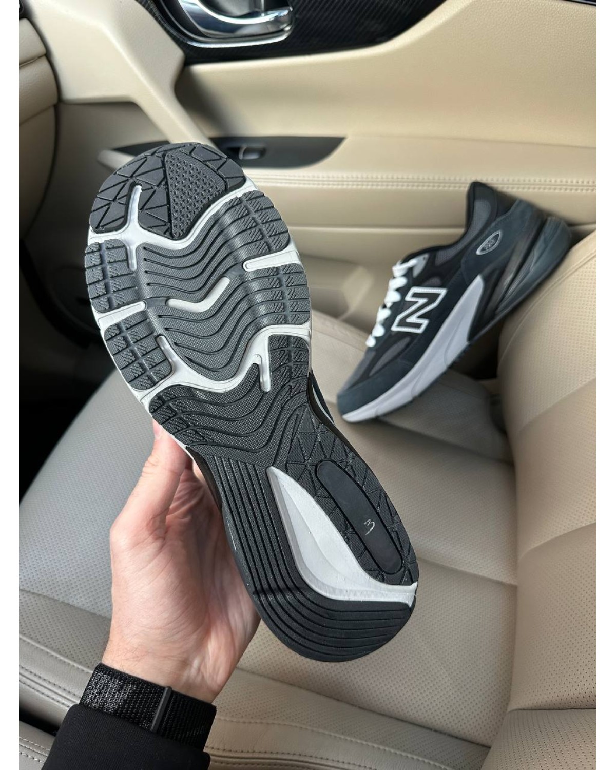 New Balance 990v6 Dark Grey