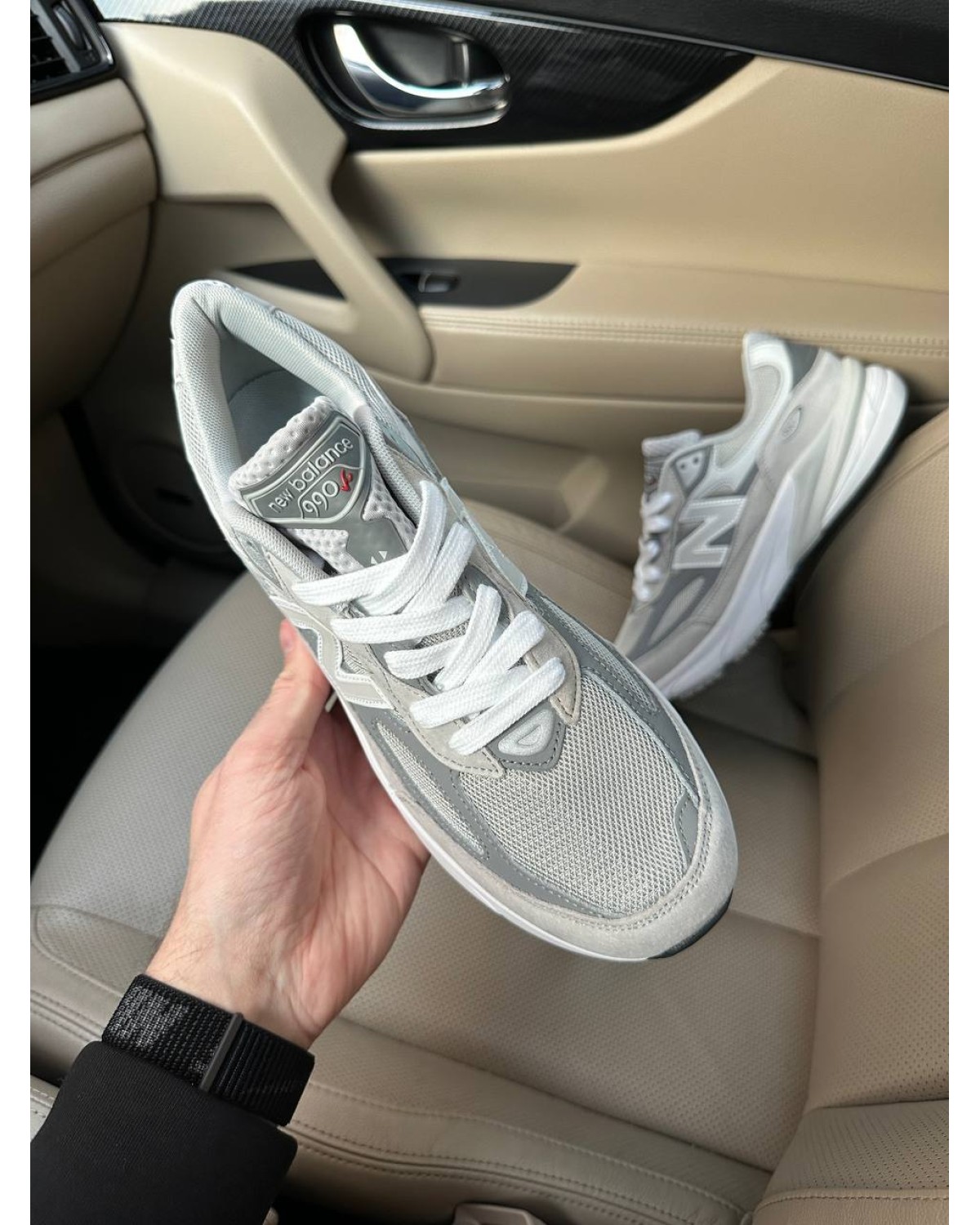 New Balance 990v6 Light Grey