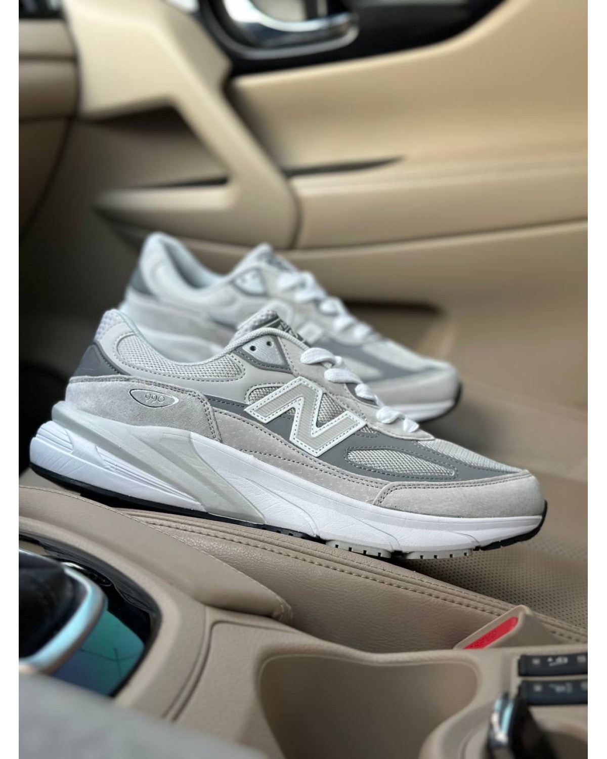 New Balance 990v6 Light Grey