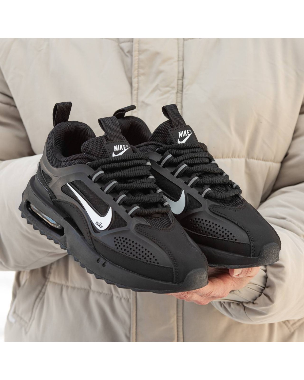 Nike Air Max Dawn Black
