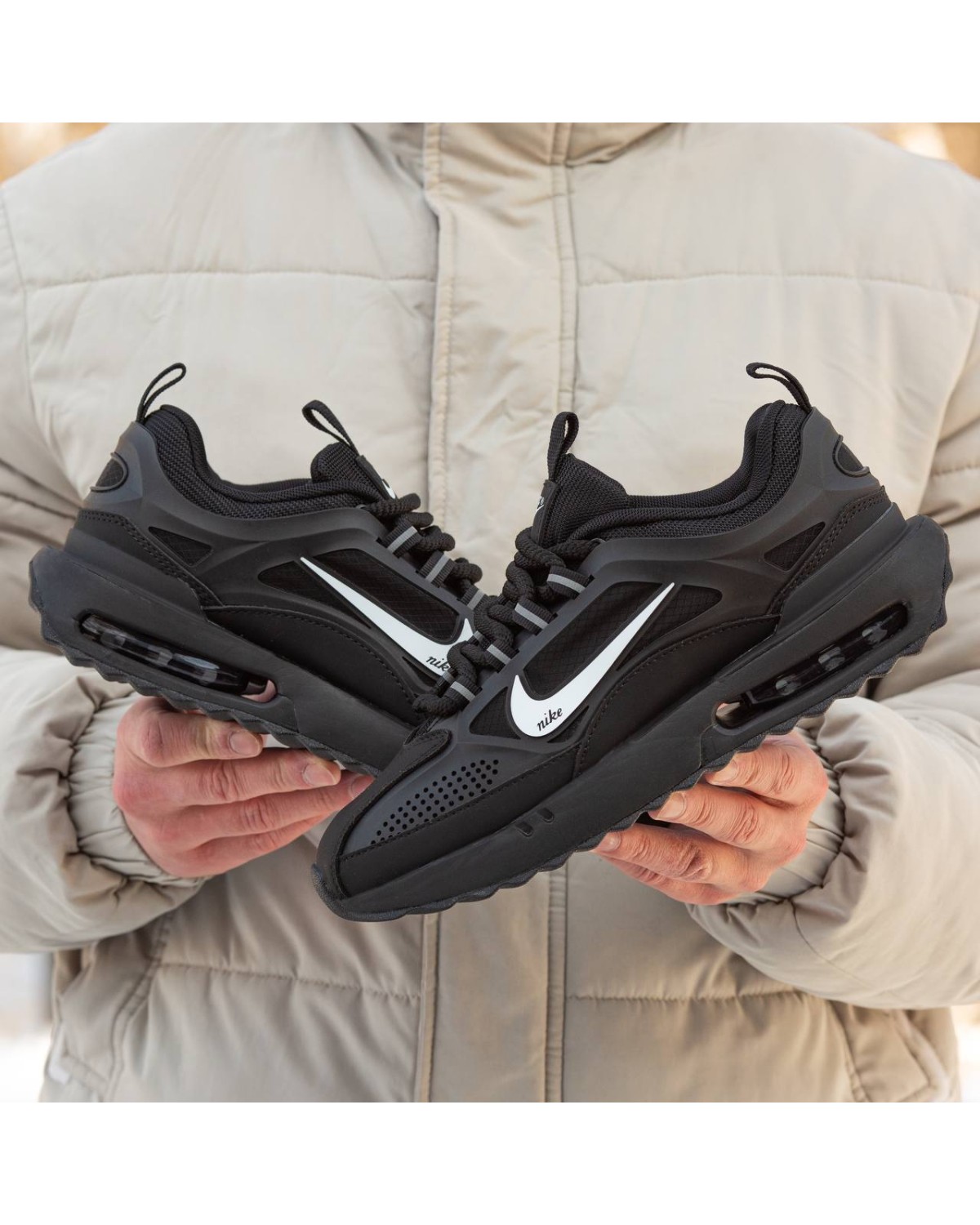 Nike Air Max Dawn Black