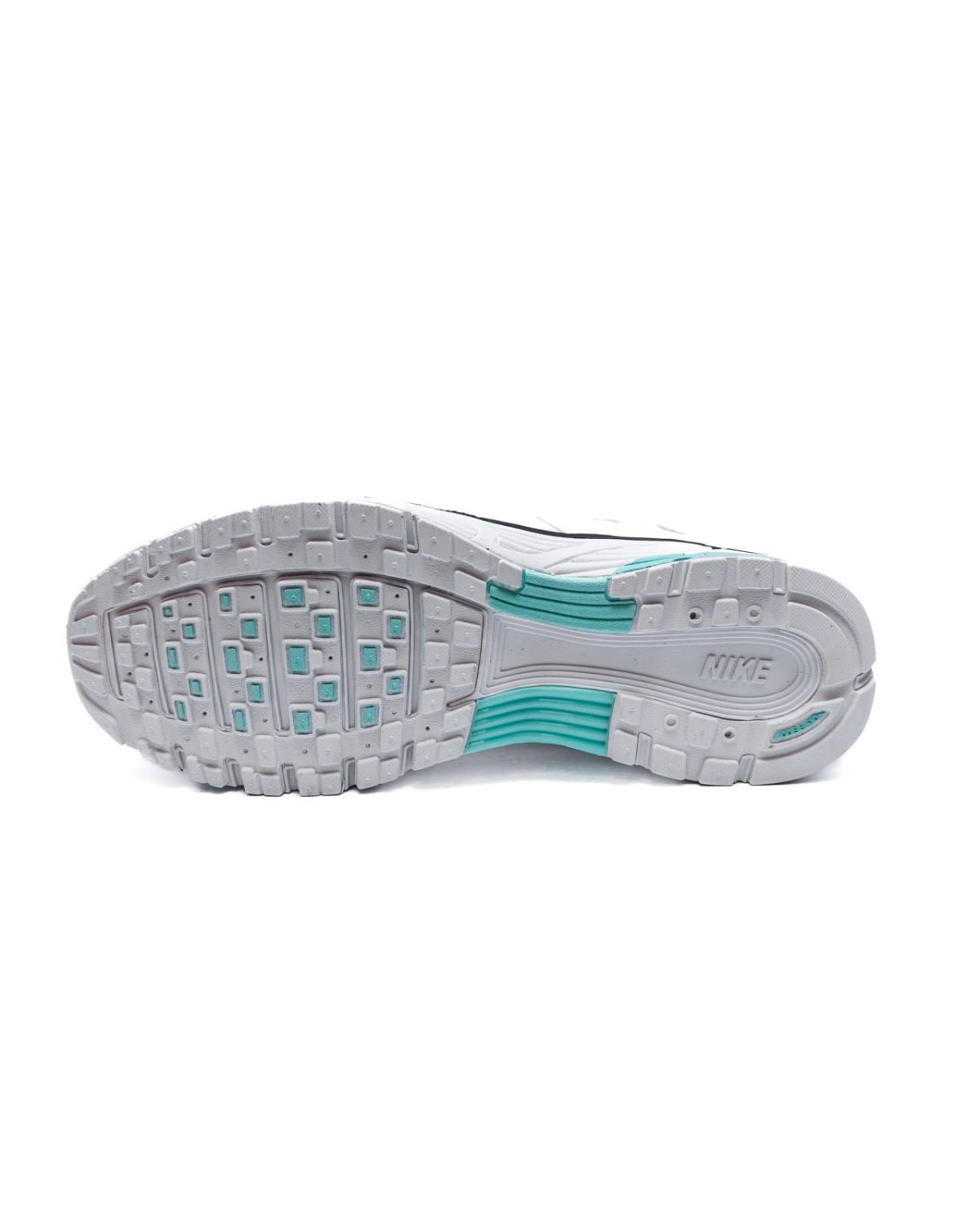 Nike P6000
