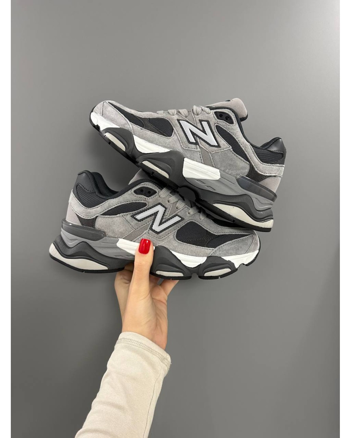 New Balance 9060 Grey Black