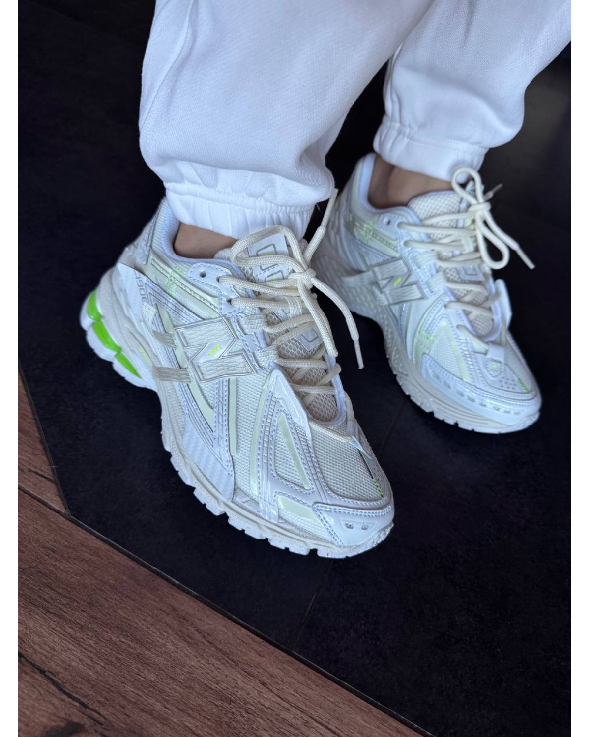 New Balance 1906A Olive Juice Sea Salt