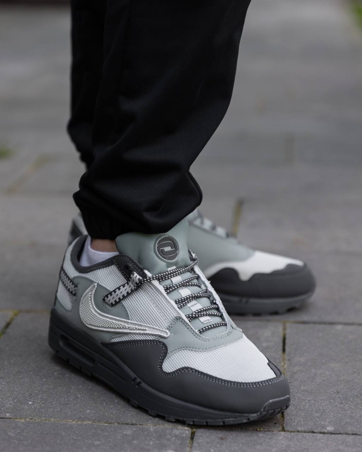 Nike Air Max 1 x Travis Scott Dusty Sage