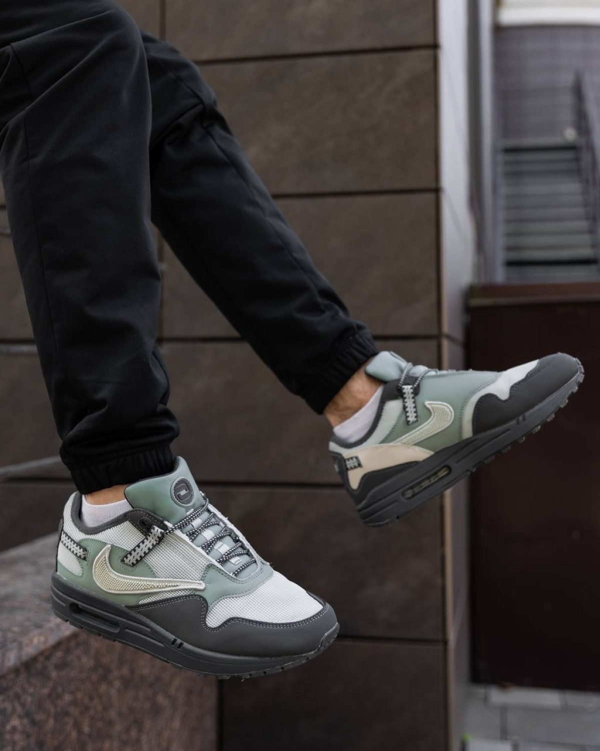 Nike Air Max 1 x Travis Scott Dusty Sage