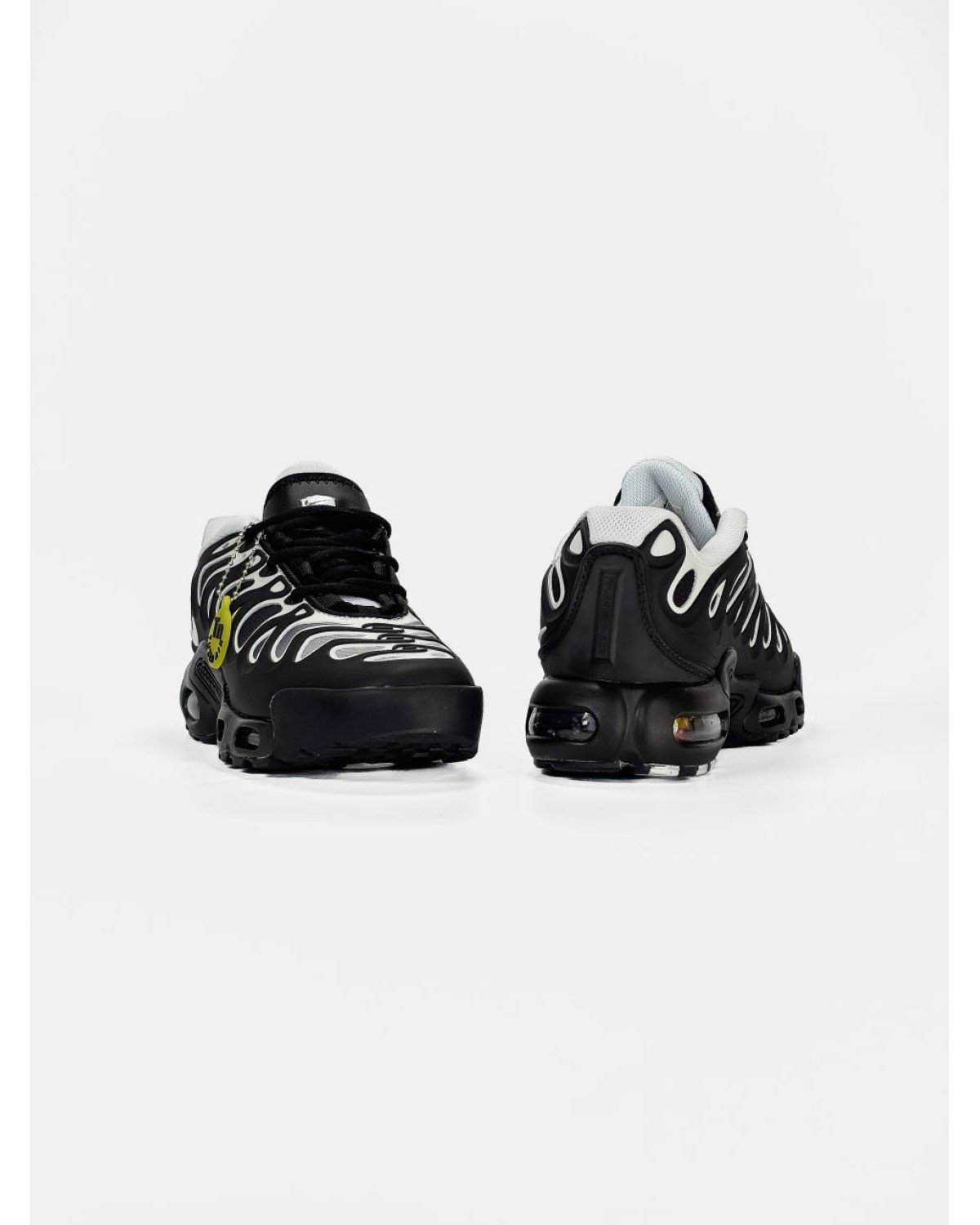 Nike Air Max Plus Drift Black/White