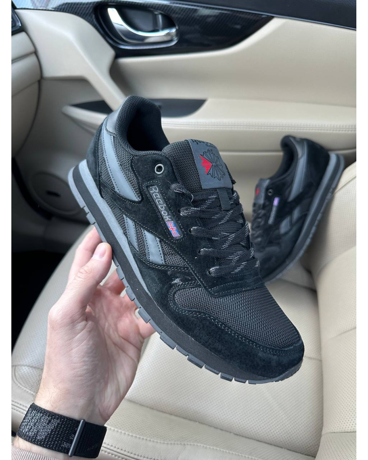 Reebok Classic Full Black