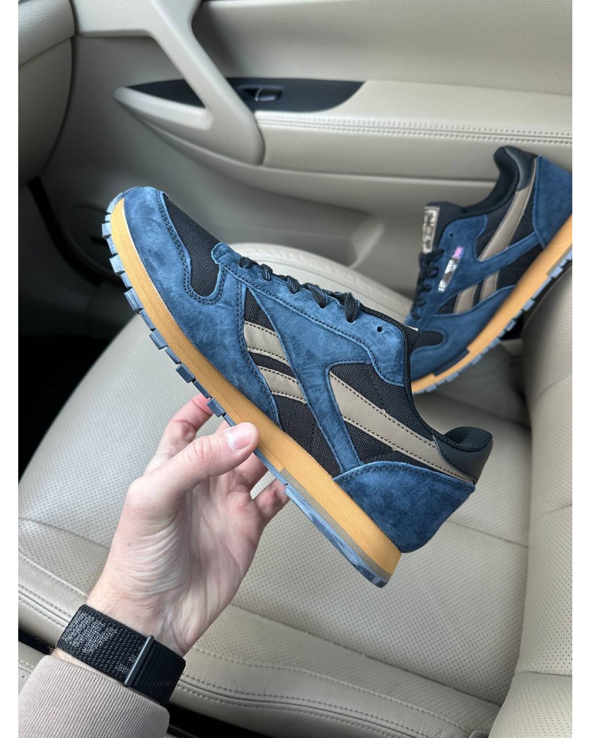 Reebok Classic Blue Orange