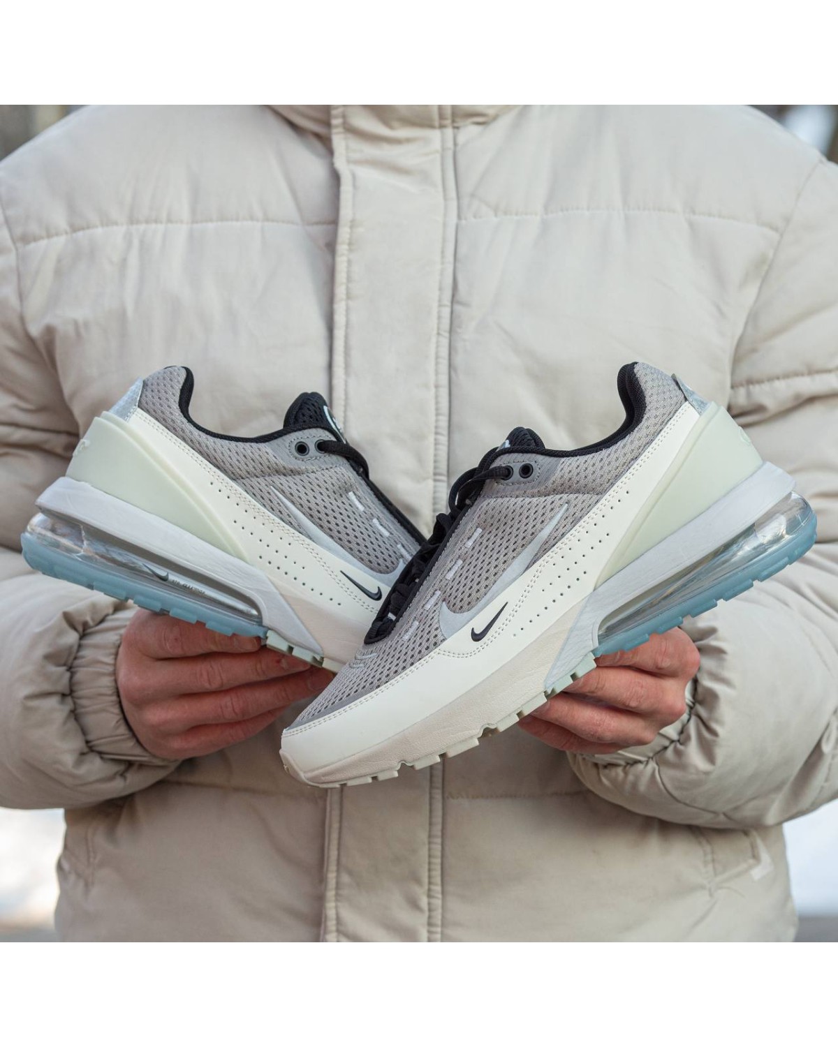 Nike Air Max 270 Beige