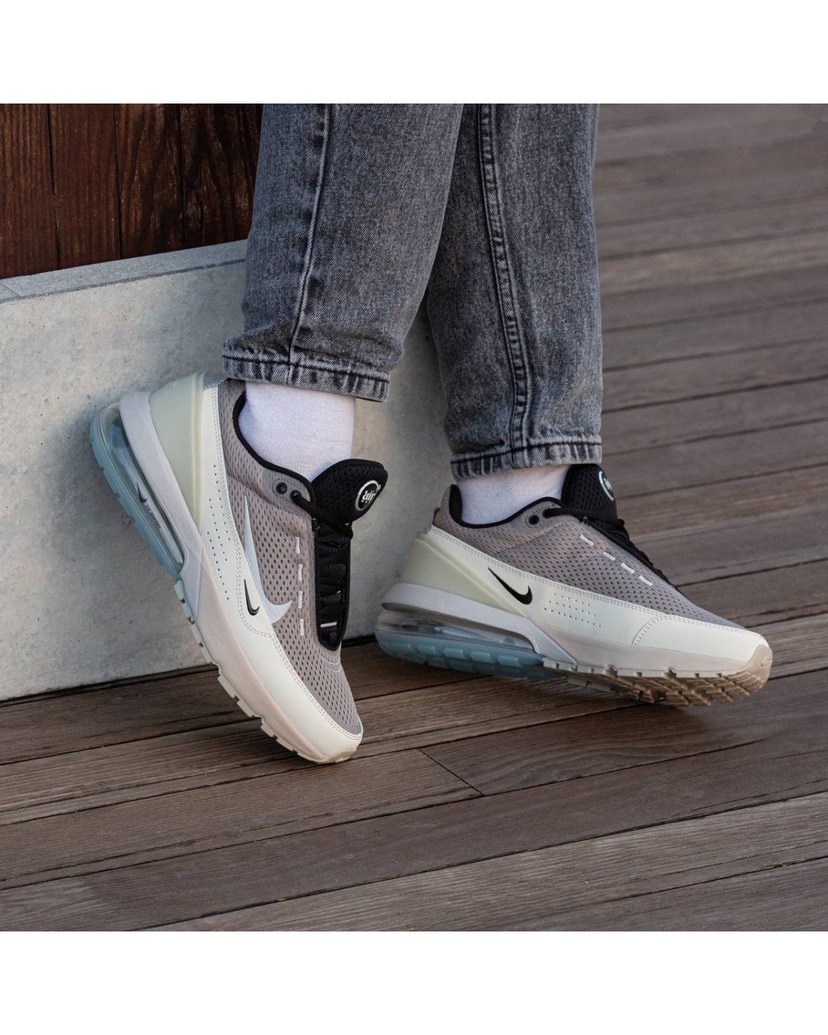 Nike Air Max 270 Beige