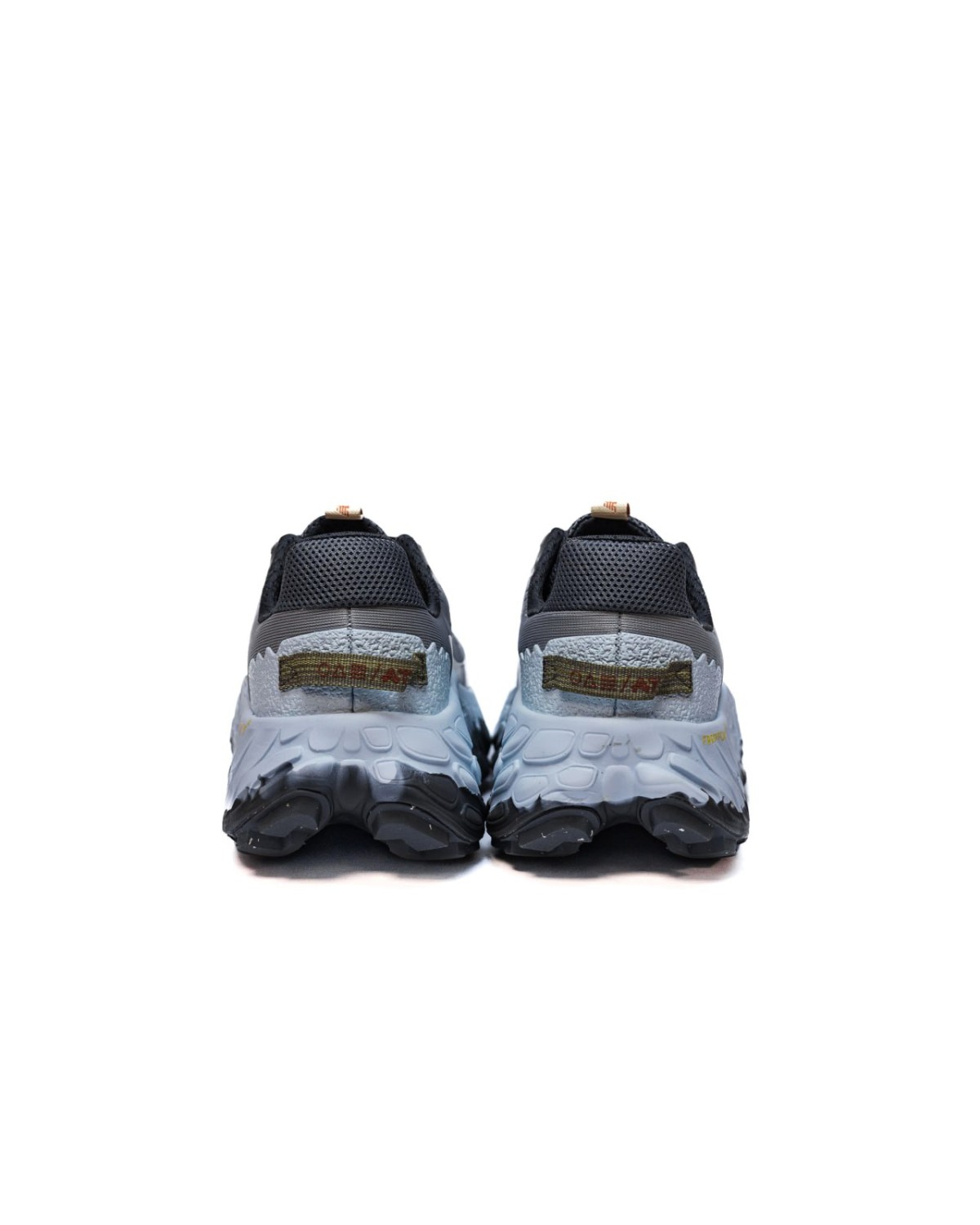 New Balance More Trail v3