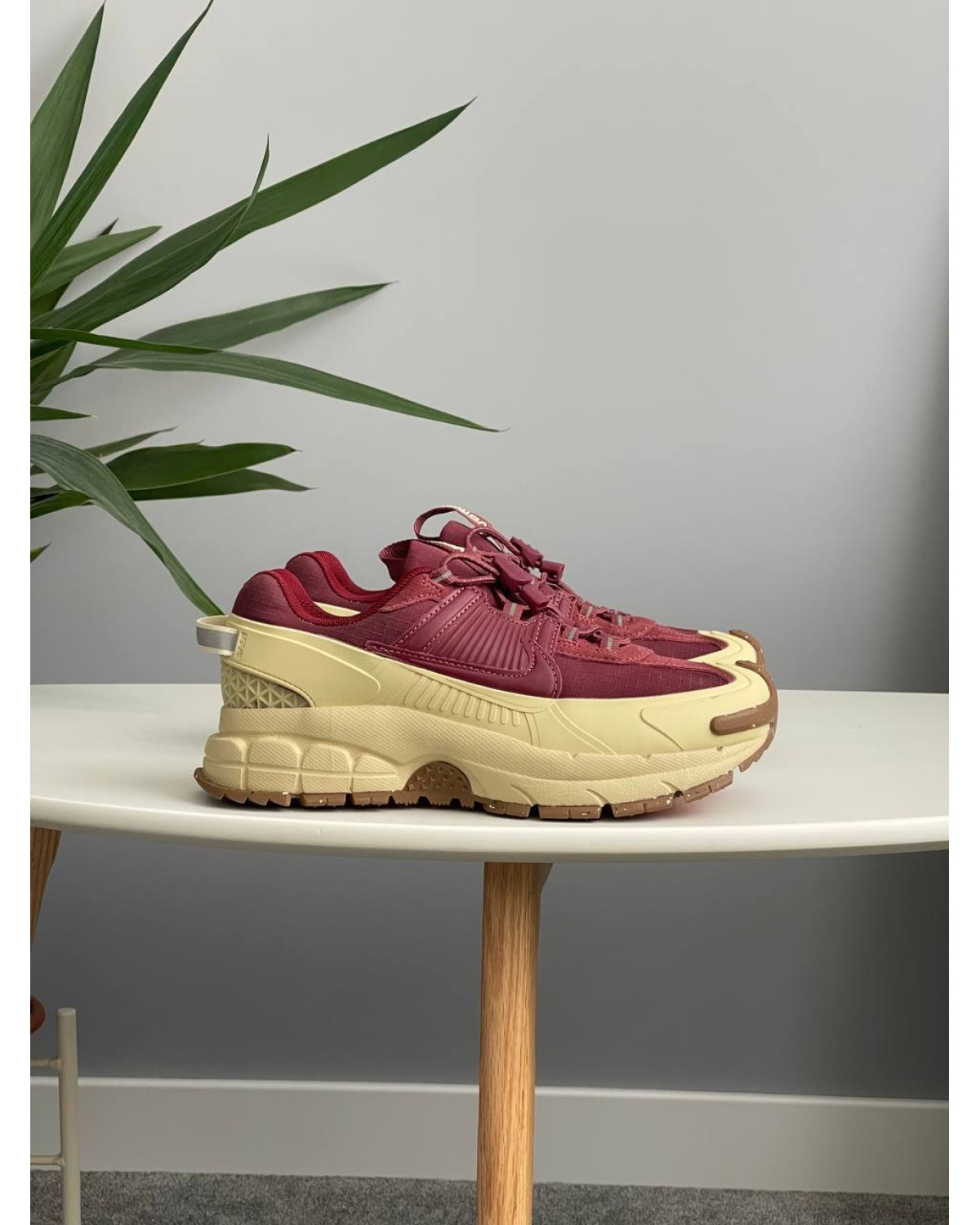 Nike Zoom Vomero Roam Team Red