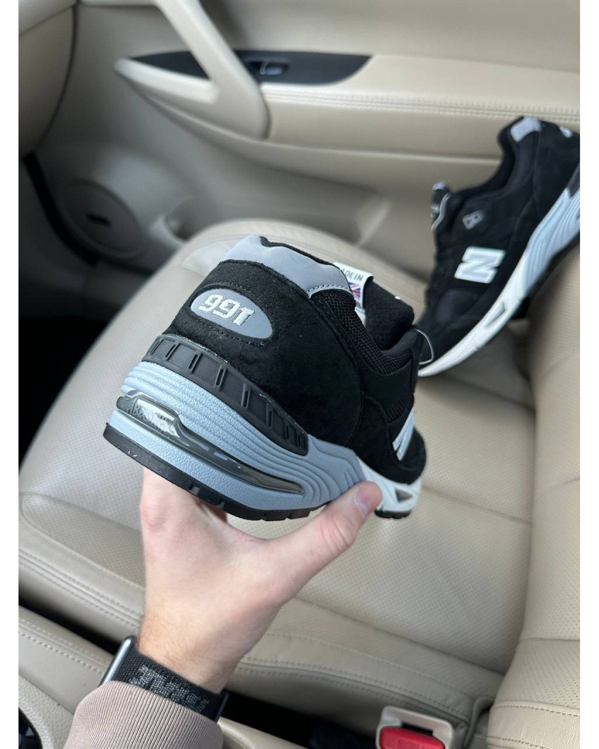 New Balance 991 Black