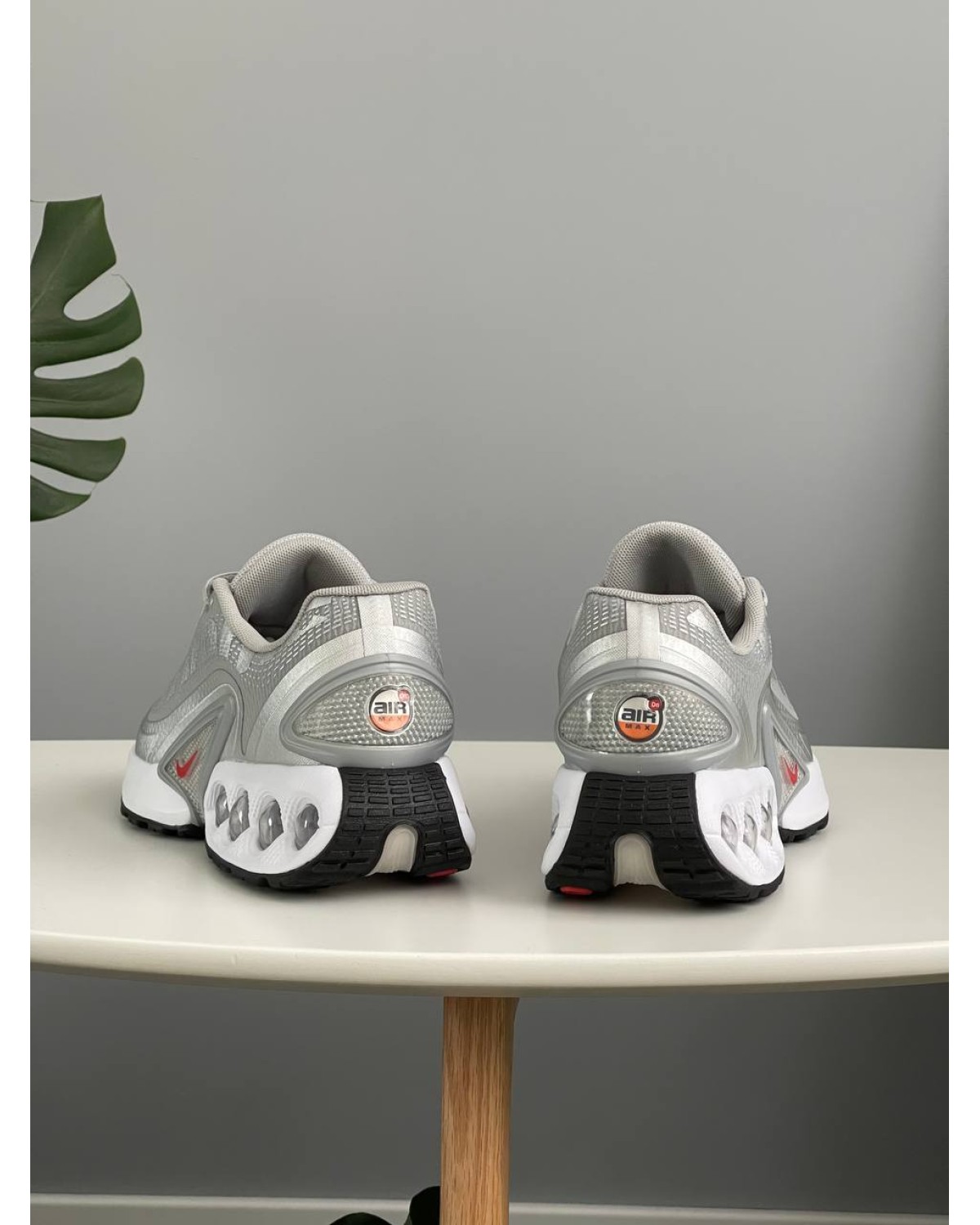 Nike Air Max DN Supreme Silver Bullet