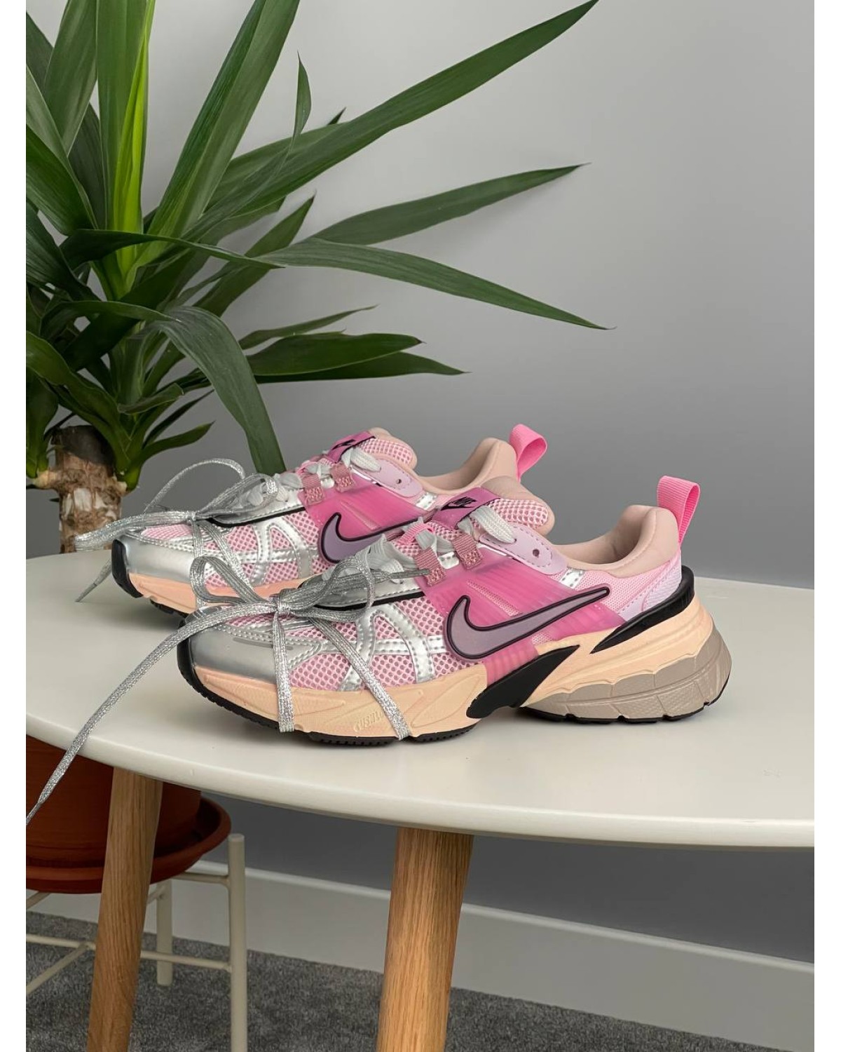 Nike V2K Runtekk Beige Pink Silver