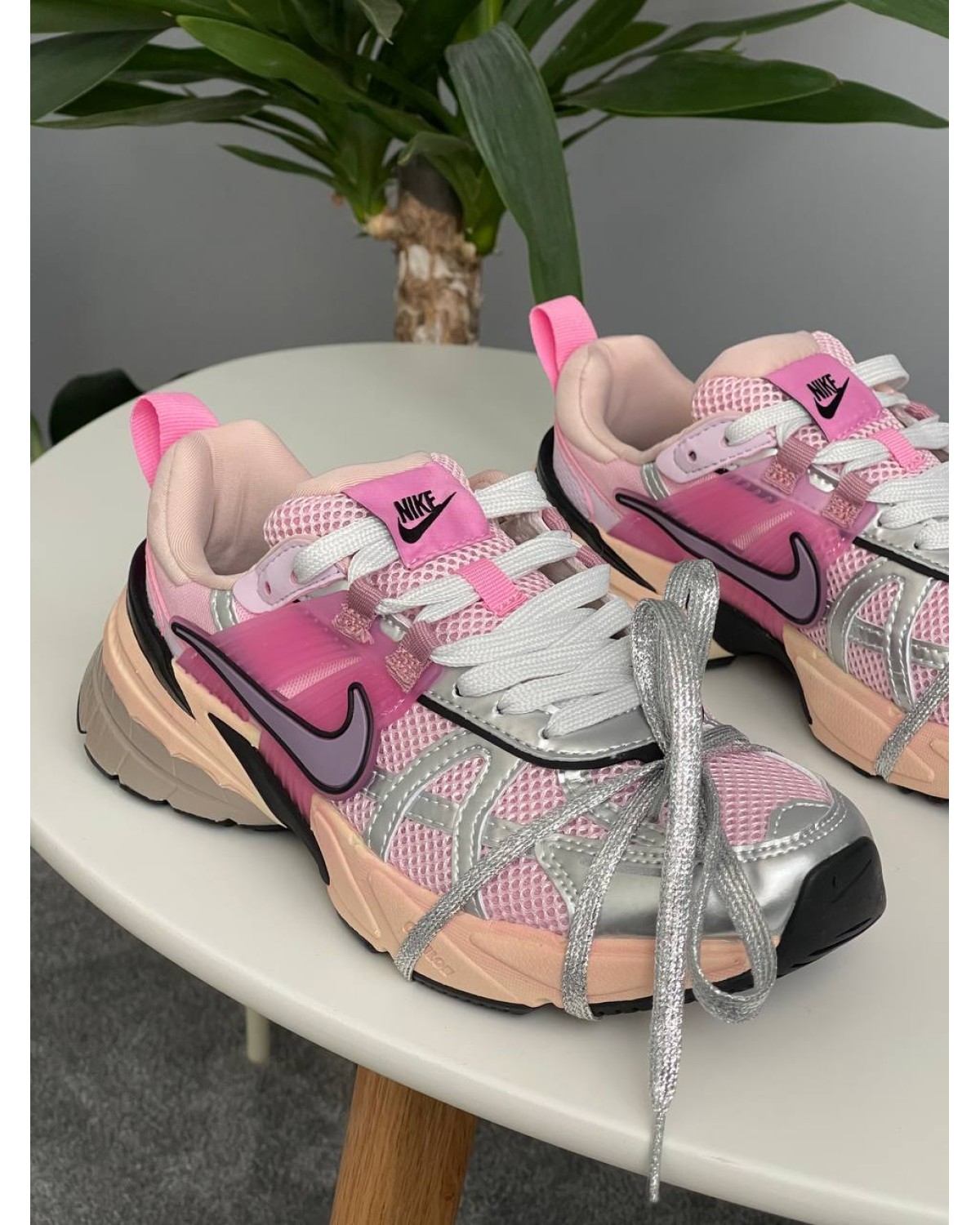 Nike V2K Runtekk Beige Pink Silver