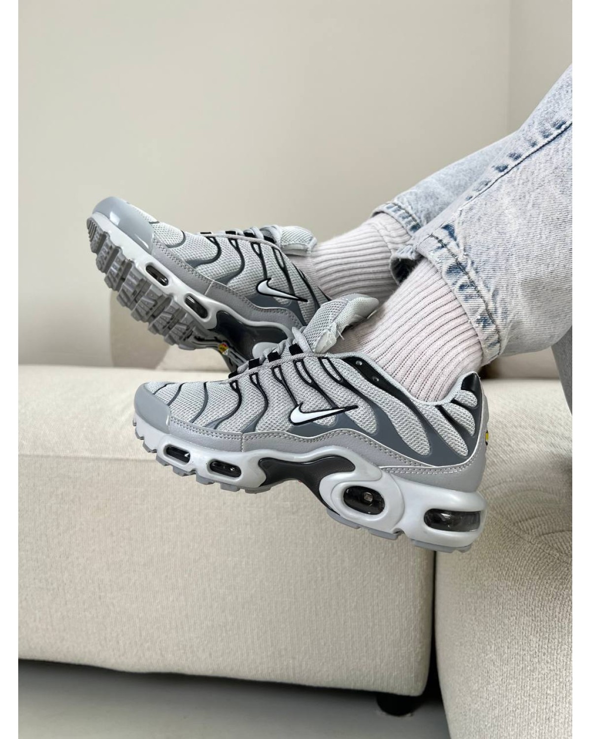 Nike TN White Grey